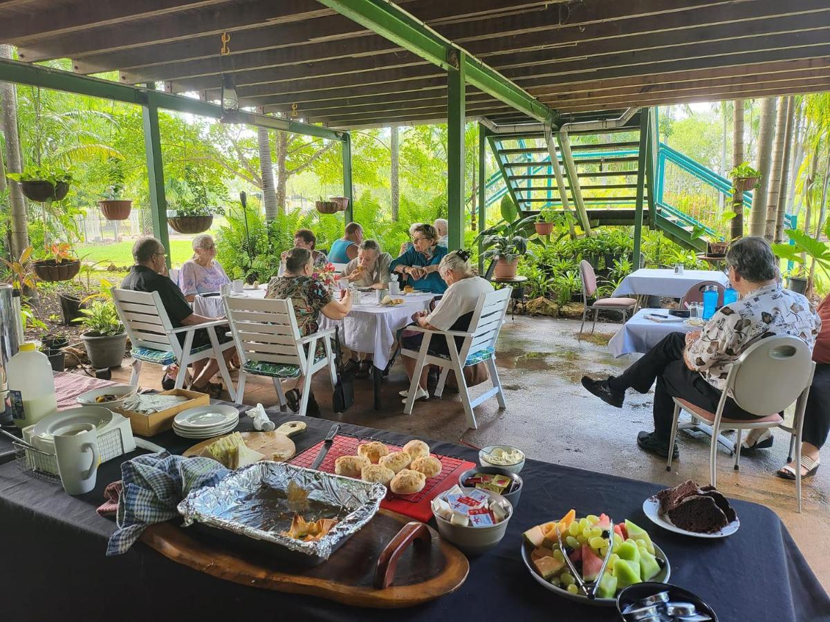 Aaok Lakes Resort And Caravan Park Berry Springs エクステリア 写真